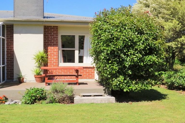 Photo of property in 4 Faraday Street, Carterton, 5713