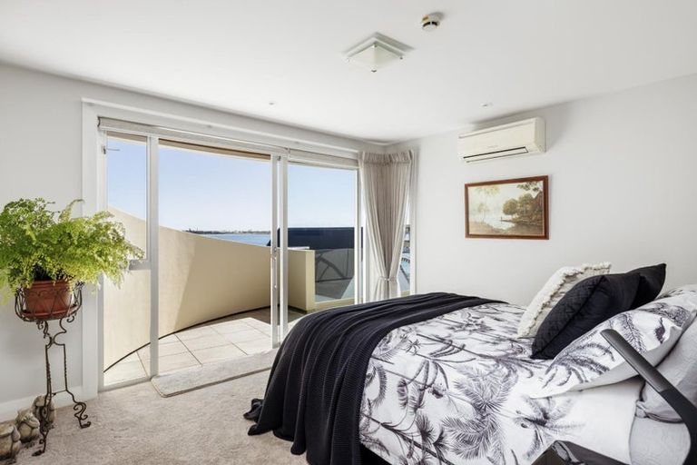 Photo of property in 2/14 First Avenue, Avenues, Whangarei, 0110