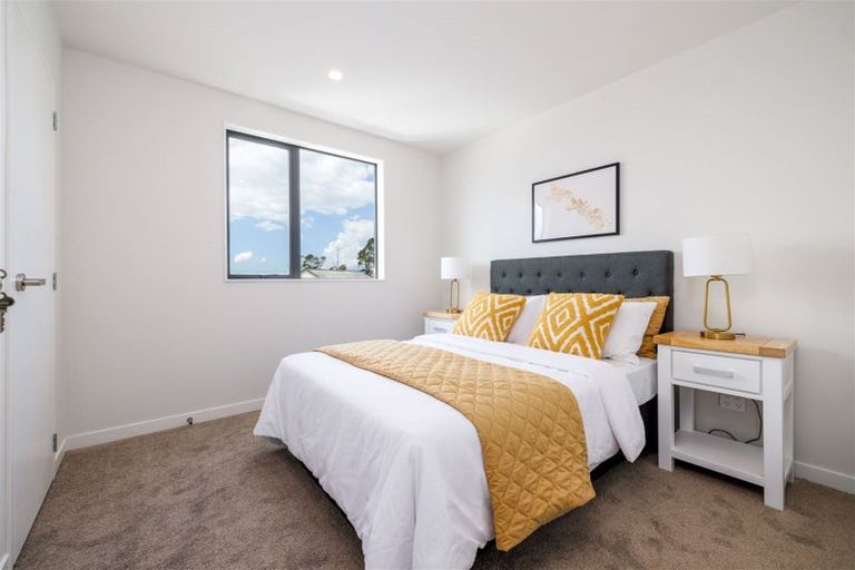 Photo of property in 13 Biokovo Street, Massey, Auckland, 0614