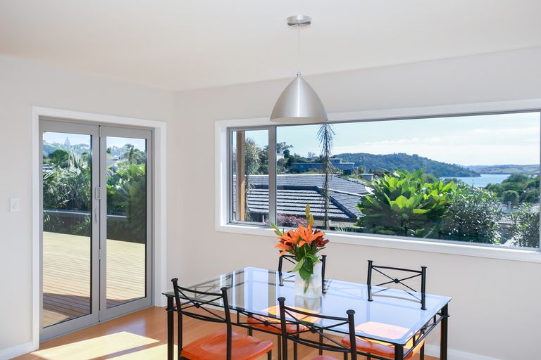 Photo of property in 8 Puka Place, Raglan, 3225