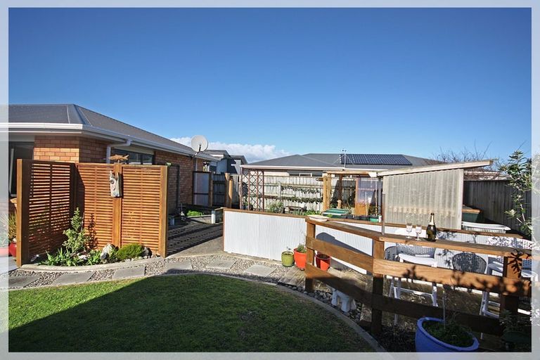 Photo of property in 29 Forbes Road, Foxton Beach, Foxton, 4815