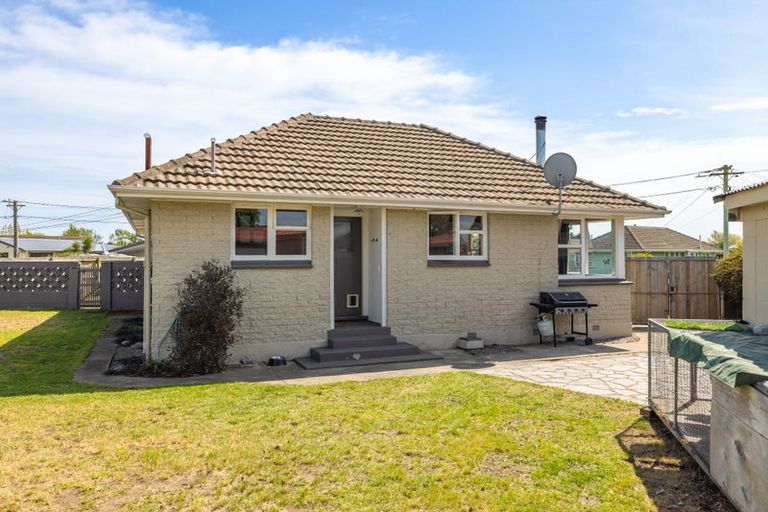 Photo of property in 24 Ontario Place, Wainoni, Christchurch, 8061