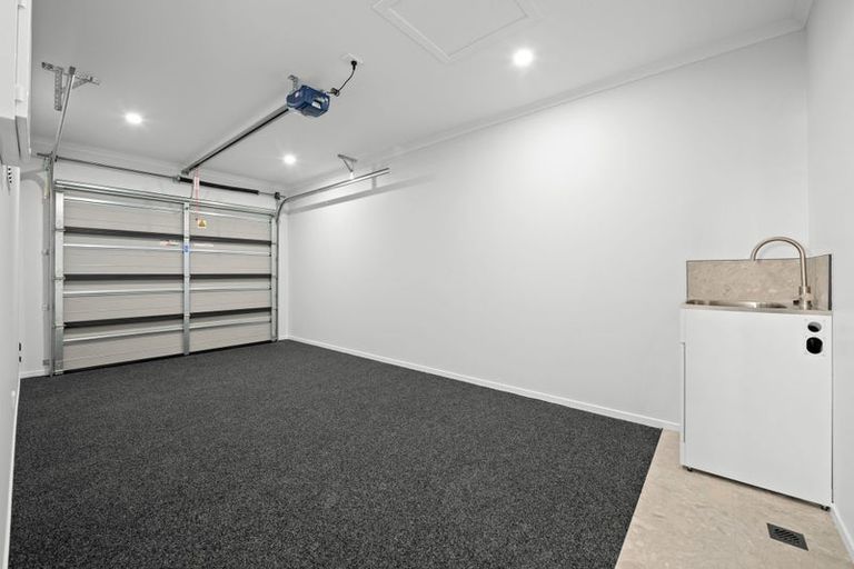 Photo of property in 7 Brough Place, St Andrews, Hamilton, 3200