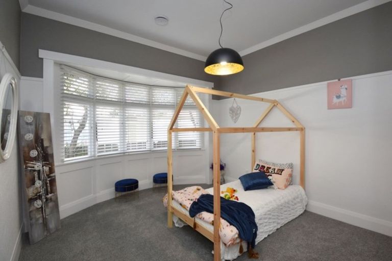 Photo of property in 17 Ritchie Street, Richmond, Invercargill, 9810