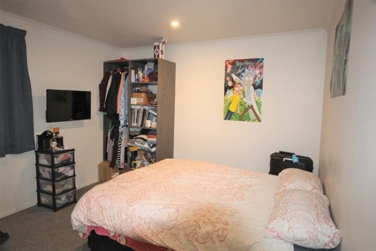 Photo of property in Includes 135, 137 Harbour Tce, 139 Harbour Terrace, North Dunedin, Dunedin, 9016