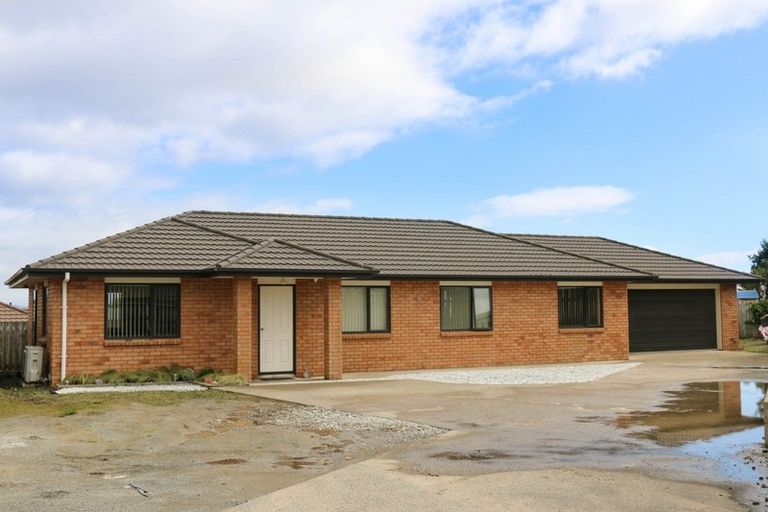 Photo of property in 142 Mavora Crescent, Heidelberg, Invercargill, 9812