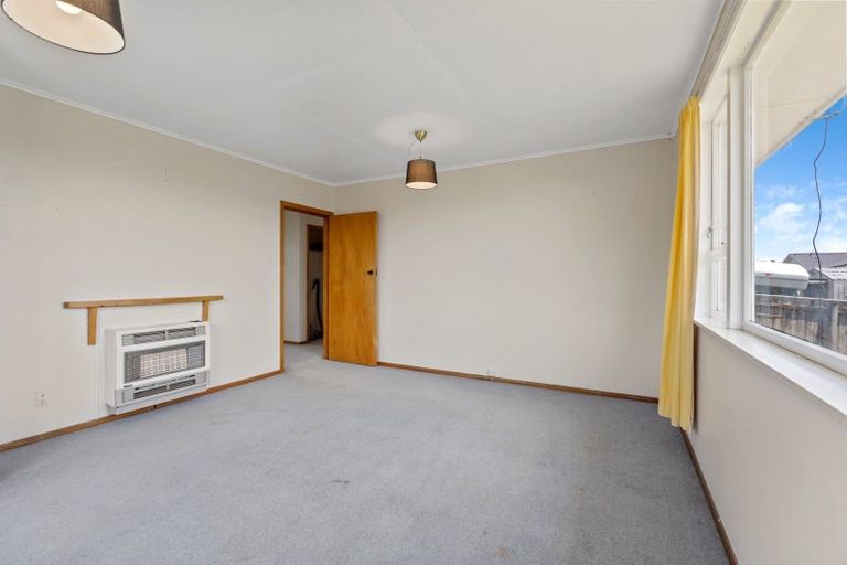 Photo of property in 75 Wrantage Street, Westown, New Plymouth, 4310