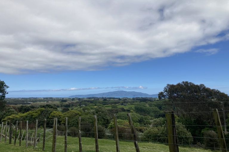 Photo of property in 225 Huia Street, Waikanae, 5391