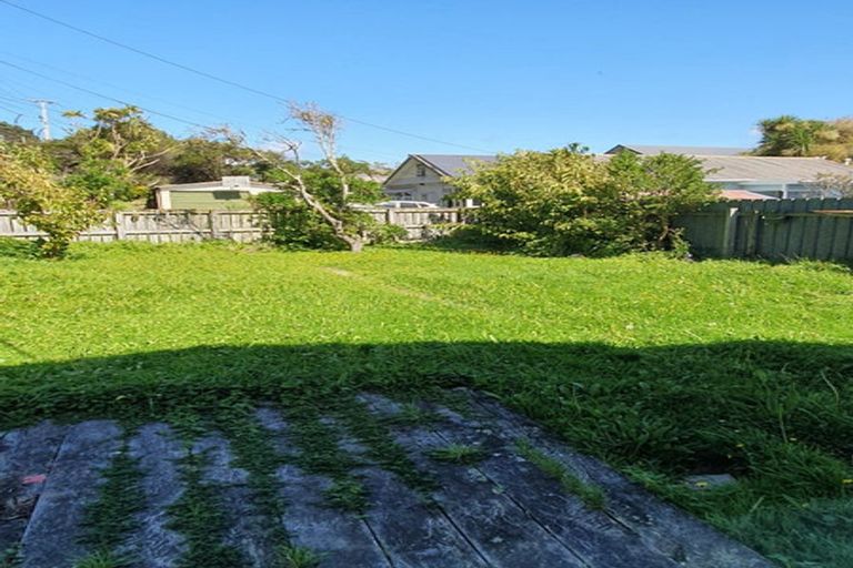 Photo of property in 196 Rongotai Road, Rongotai, Wellington, 6022