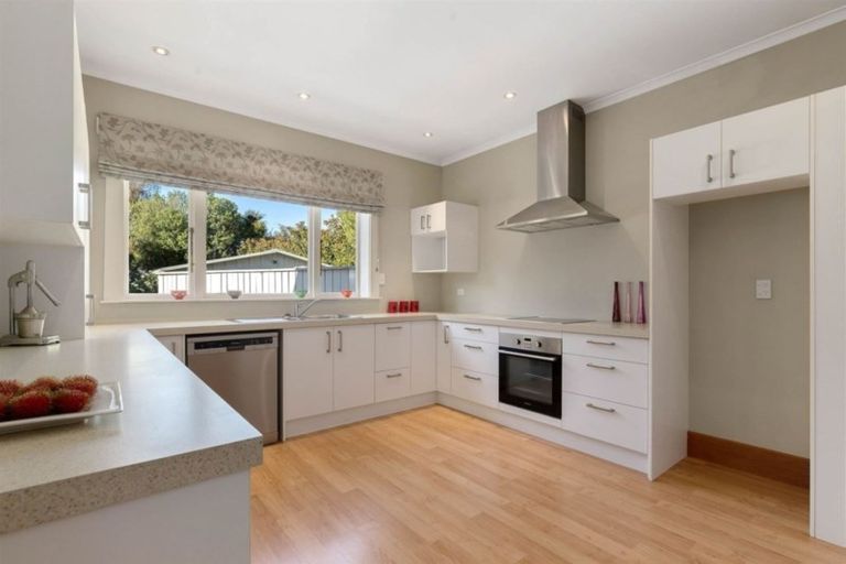 Photo of property in 62 Watford Street, Strowan, Christchurch, 8052