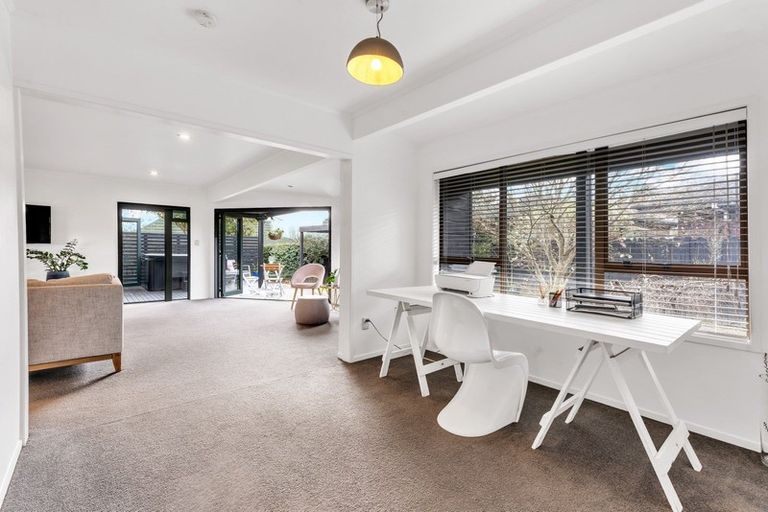 Photo of property in 287 Bucklands Beach Road, Bucklands Beach, Auckland, 2012