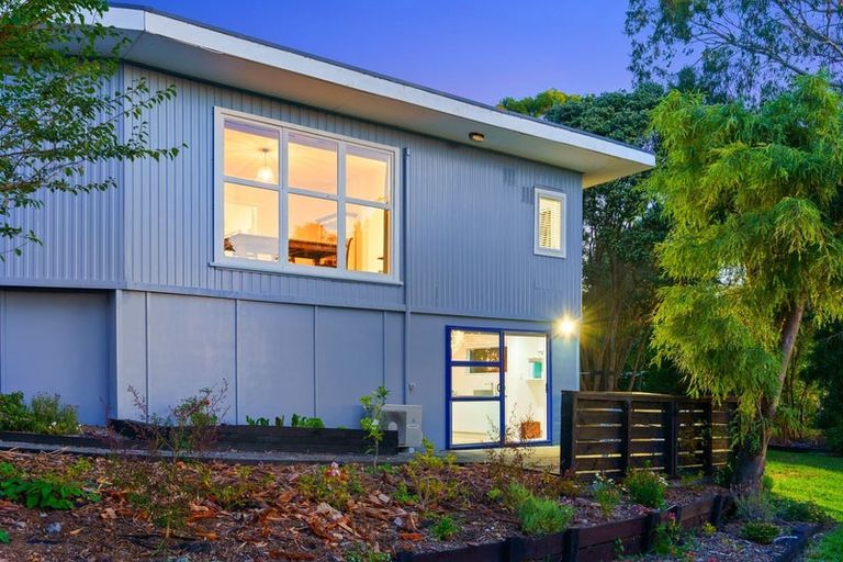 Photo of property in 30 Ruru Street, Waikanae, 5036
