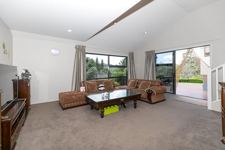 Photo of property in 14 Grenache Place, Rototuna, Hamilton, 3210