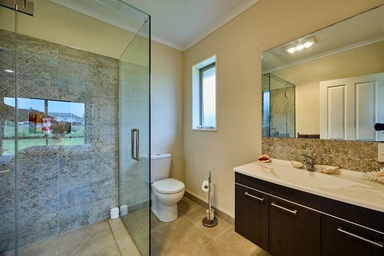 Photo of property in 16 Titoki Drive, Kaikoura Flat, Kaikoura, 7371