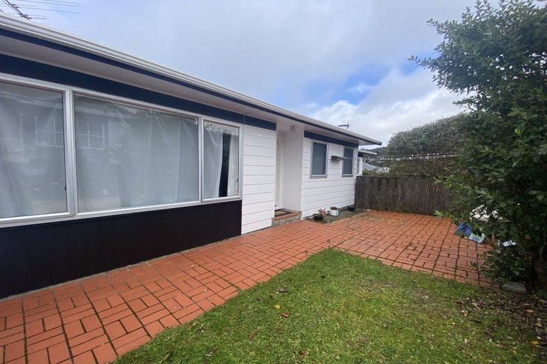 Photo of property in 112 Leeward Drive, Whitby, Porirua, 5024