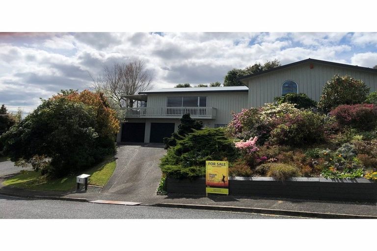 Photo of property in 4 Handley Place, Onerahi, Whangarei, 0110