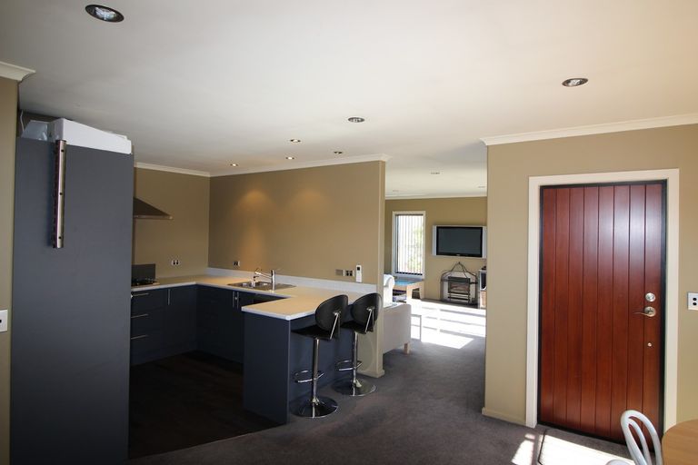 Photo of property in 8 Walnut Grove, Alexandra, 9320