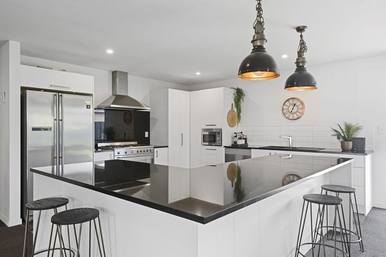 Photo of property in 18 Oaks Drive, Lincoln, 7608