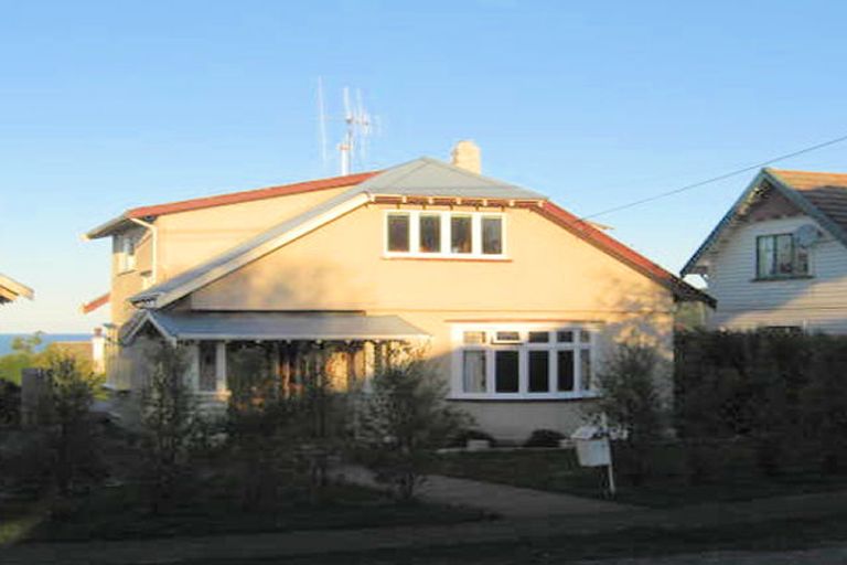 Photo of property in 11 Greta Street, South Hill, Oamaru, 9400