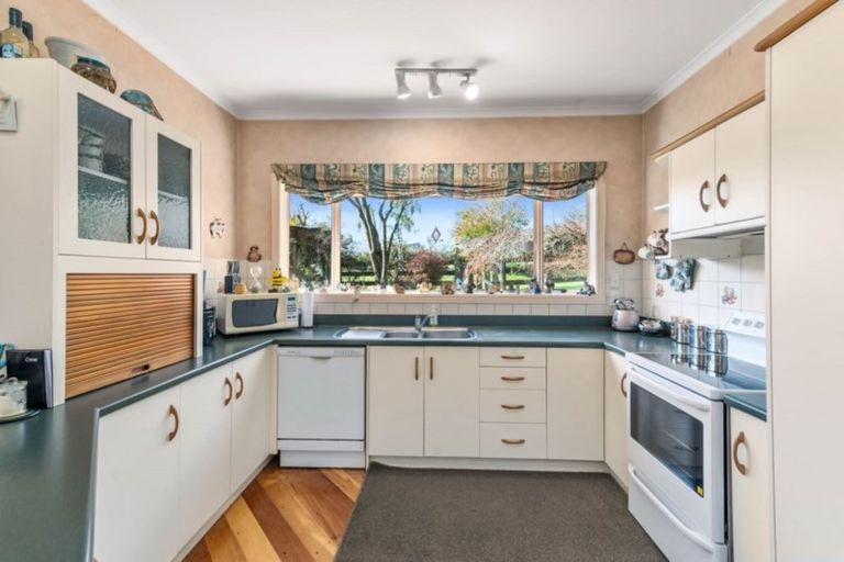 Photo of property in 155 Kaharoa Road, Hamurana, Rotorua, 3096