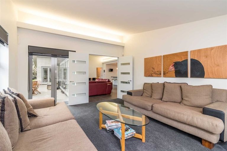 Photo of property in 108 Bryndwr Road, Bryndwr, Christchurch, 8052