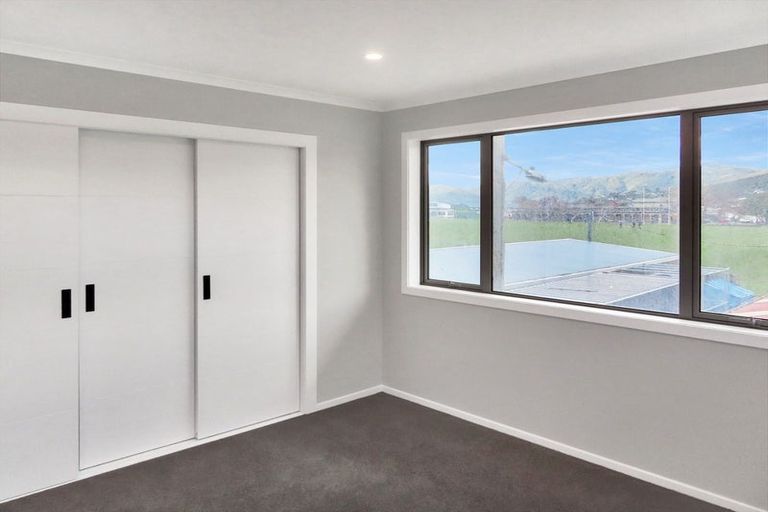 Photo of property in 15 John Reynolds Square, Hutt Central, Lower Hutt, 5010