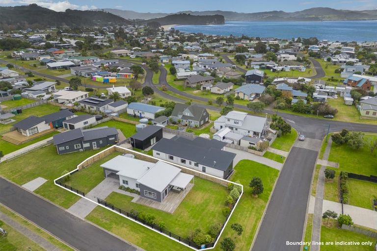Photo of property in 49 Longreach Drive, Cooks Beach, Whitianga, 3591