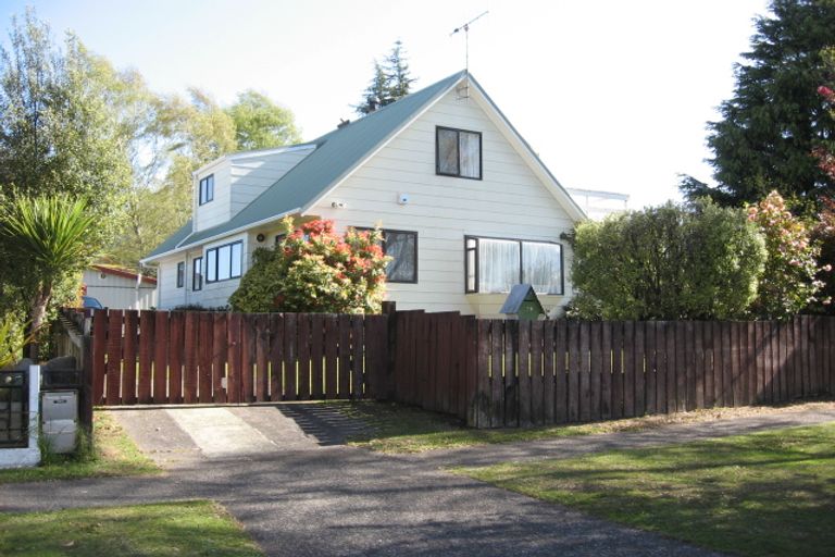 Photo of property in 29 Rangipoia Place, Turangi, 3334