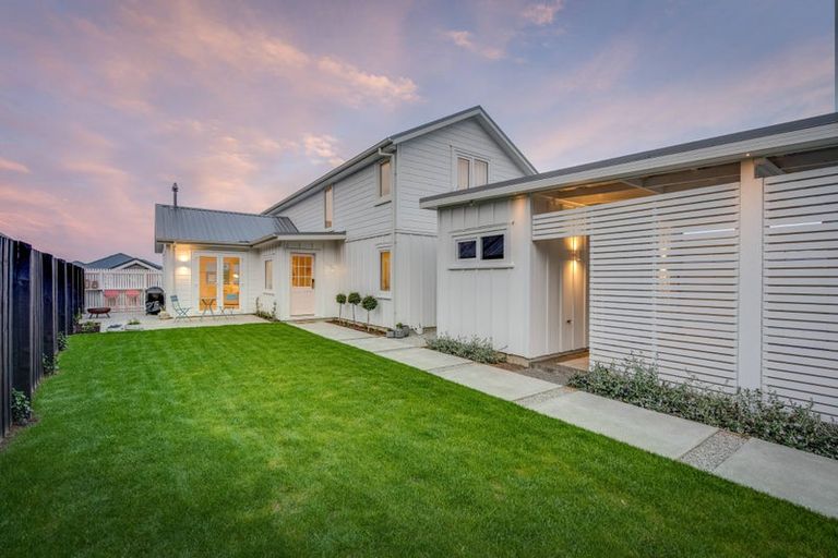 Photo of property in 17 El Patron Lane, Halswell, Christchurch, 8025