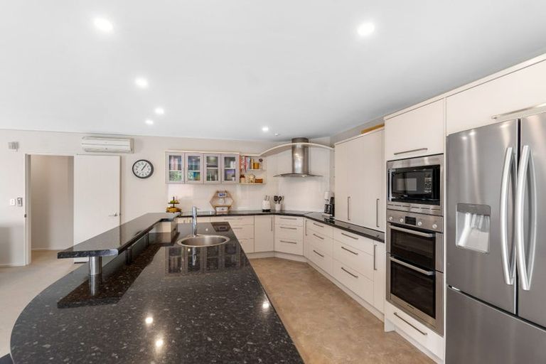 Photo of property in 18 Vasari Grange, Rolleston, 7614