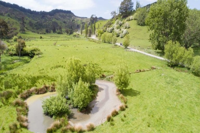 Photo of property in 186 Kaukatea Valley Road, Okoia, Wanganui, 4582