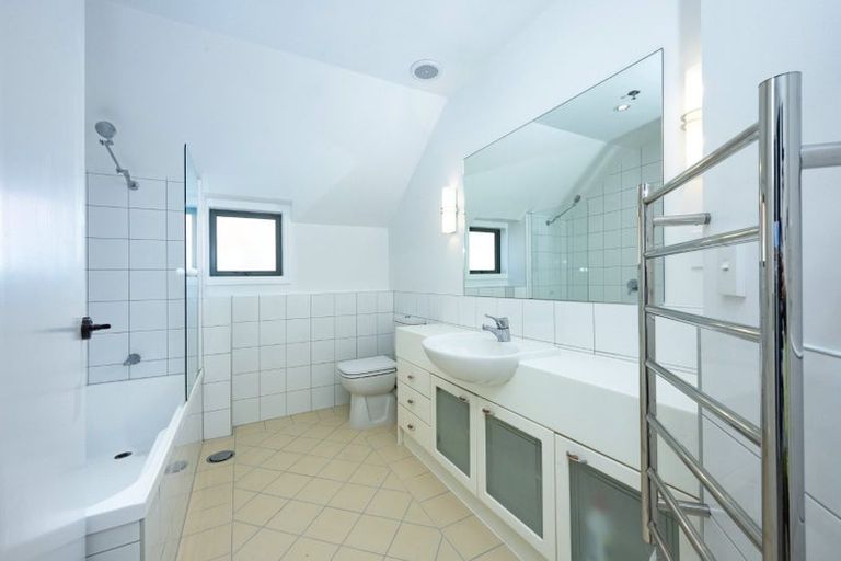 Photo of property in 78 Harbour Village Drive, Gulf Harbour, Whangaparaoa, 0930