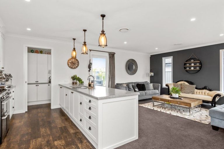 Photo of property in 24 Rakaia Way, Poraiti, Napier, 4112