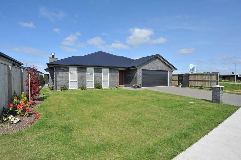 Photo of property in 8 Silverstream Boulevard, Kaiapoi, 7630