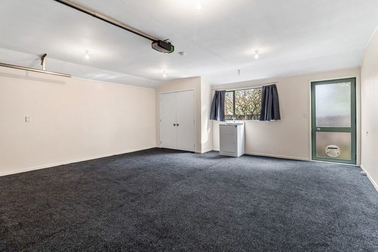 Photo of property in 17a Fairleigh Avenue, Mount Albert, Auckland, 1025