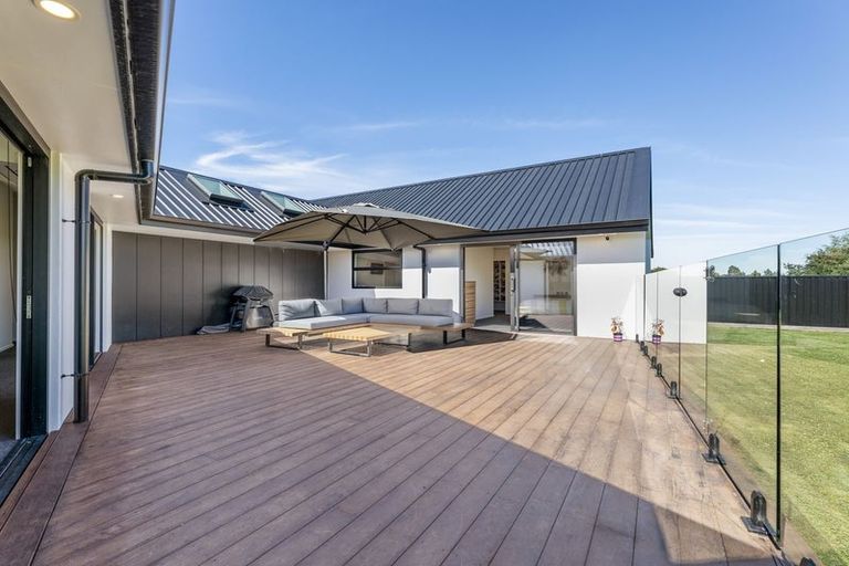 Photo of property in 46 Constitution Avenue, Milton, 9220