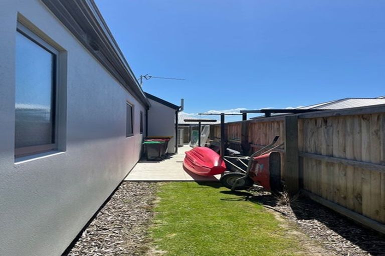 Photo of property in 16 Cork Street, Halswell, Christchurch, 8025