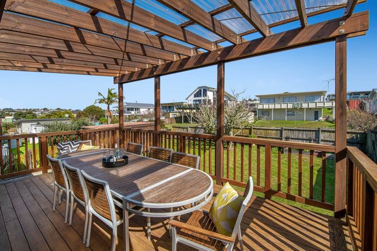 Photo of property in 9 Carmen Terrace, Snells Beach, 0920