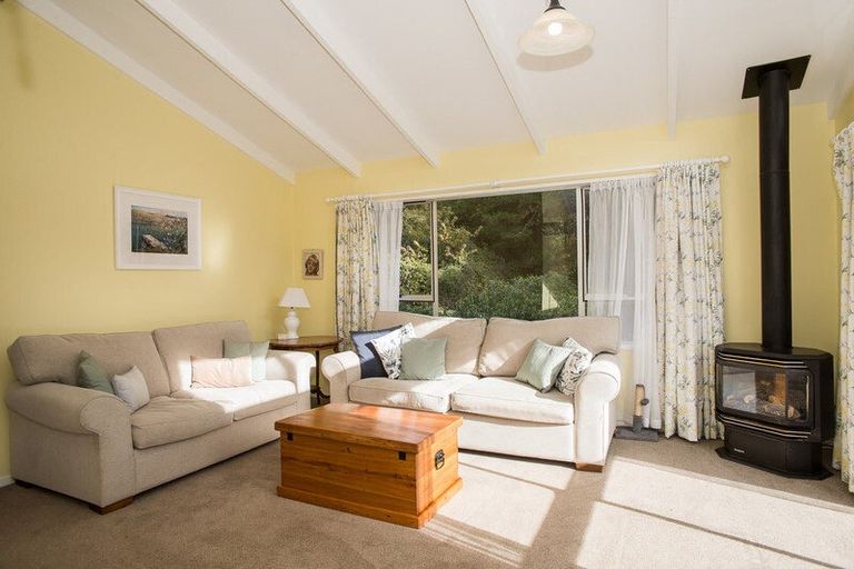 Photo of property in 38a Rawhiti Street, Diamond Harbour, 8972