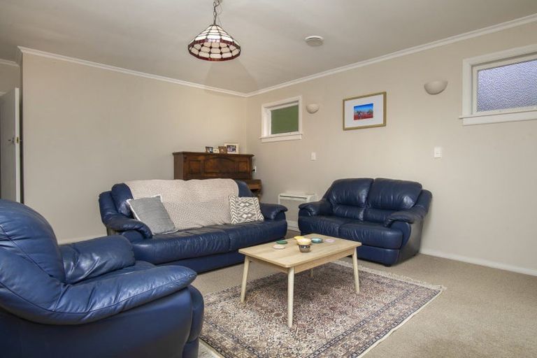 Photo of property in 87 Milton Terrace, Picton, 7220