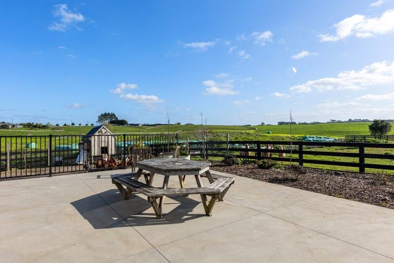 Photo of property in 133 Batty Road, Kingseat, Papakura, 2580