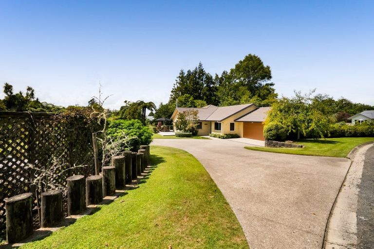 Photo of property in 1 Becklands Place, Inglewood, 4330