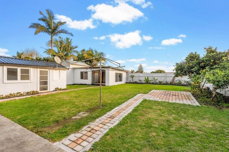 Photo of property in 43 Hutton Street, Otahuhu, Auckland, 1062