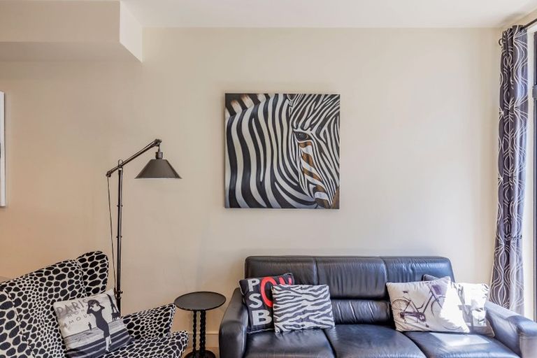 Photo of property in 5 Cheshire Street, Cannons Creek, Porirua, 5024