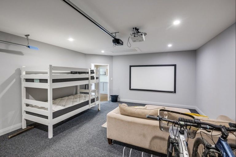 Photo of property in 11 Arrow Place, Te Awa, Napier, 4110