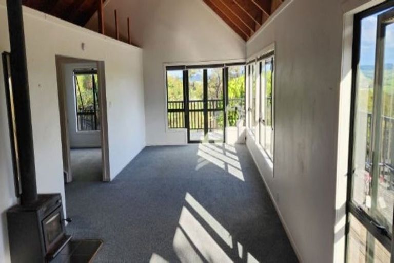 Photo of property in 174 Pinchgut Road, Kaukapakapa, 0873