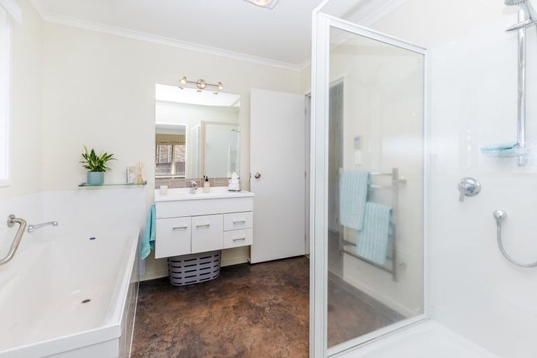 Photo of property in 241 Te Tomo Street, Te Awamutu, 3800