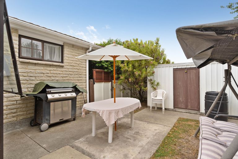 Photo of property in 32 Lowes Place, Solway, Masterton, 5810