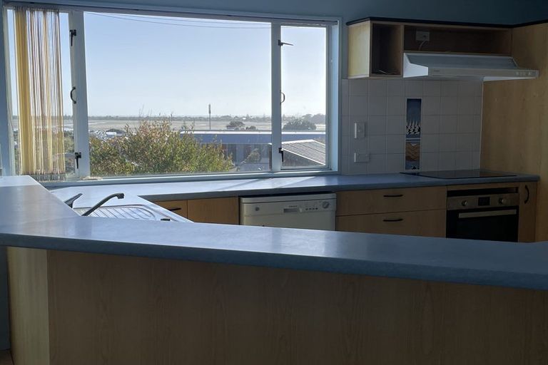 Photo of property in 8 Ball Lane, Redcliffs, Christchurch, 8081