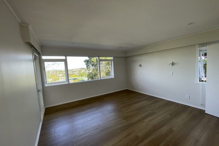 Photo of property in 1/37 Gretel Place, Hillcrest, Auckland, 0627